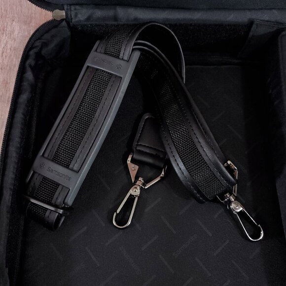 Vintage Samsonite Laptop Bag Black Nylon Leather Travel Bag - Picture 12 of 16